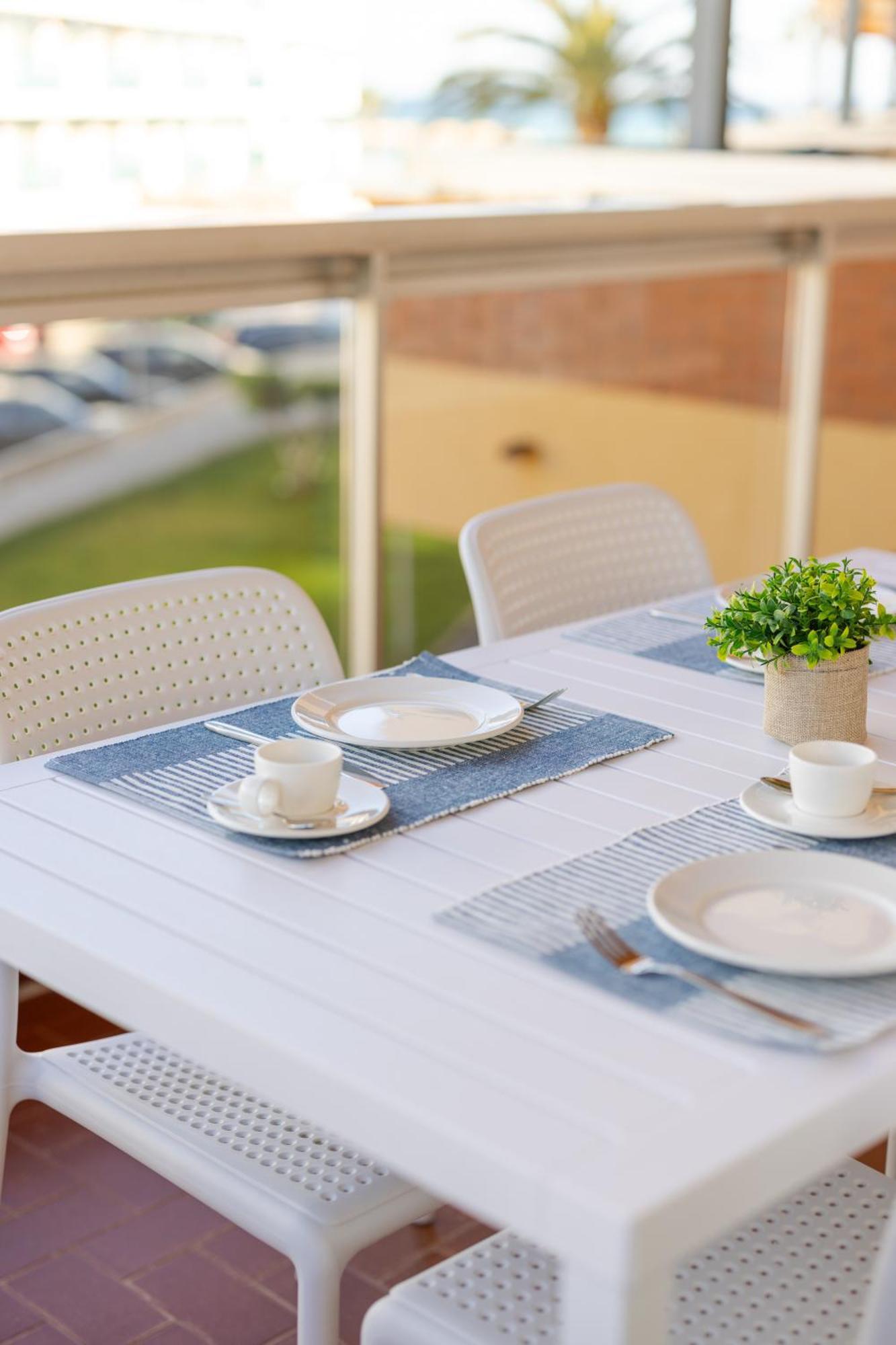Apartaments Voralmar - Mas D'En Gran Cambrils Bagian luar foto