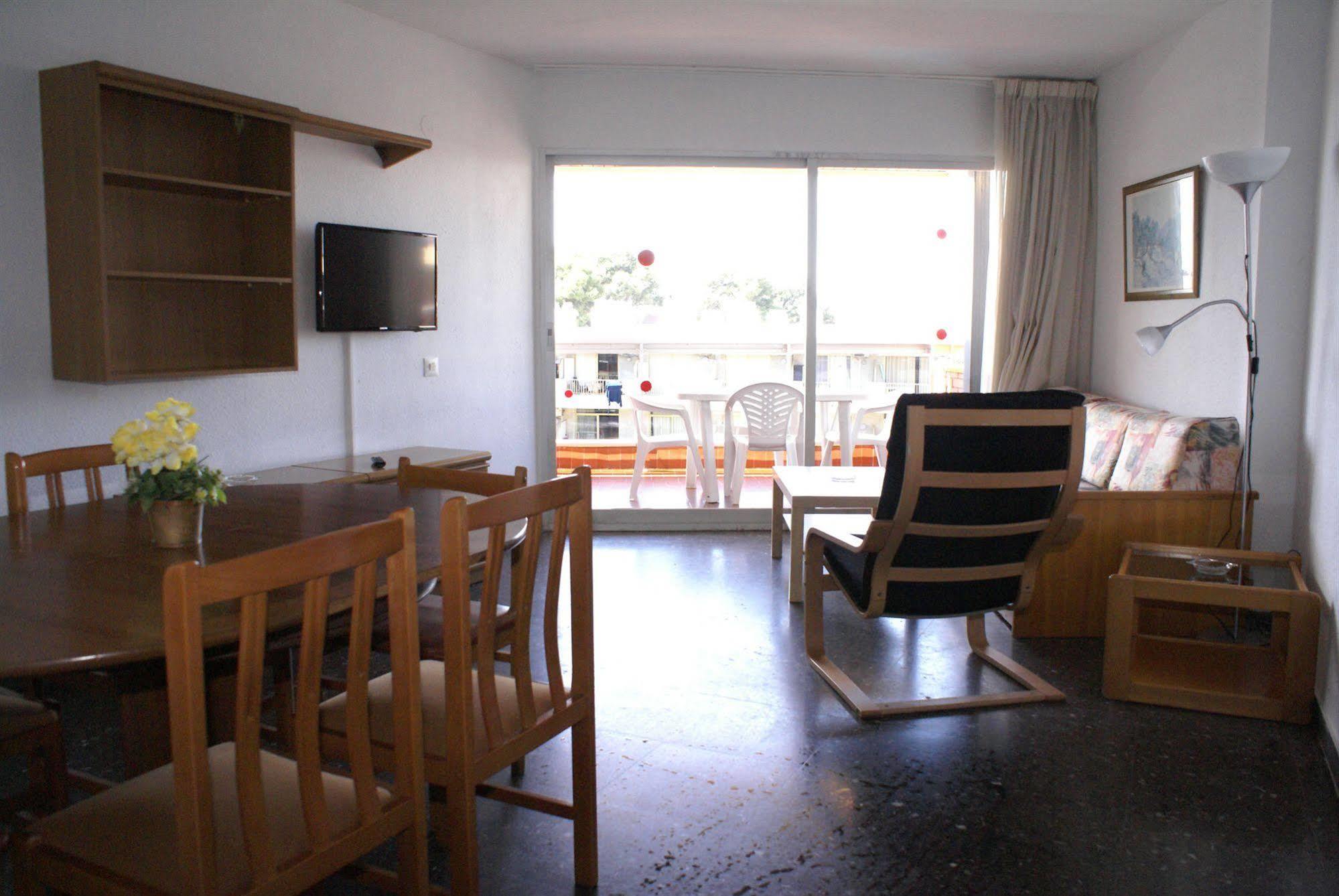 Apartaments Voralmar - Mas D'En Gran Cambrils Bagian luar foto