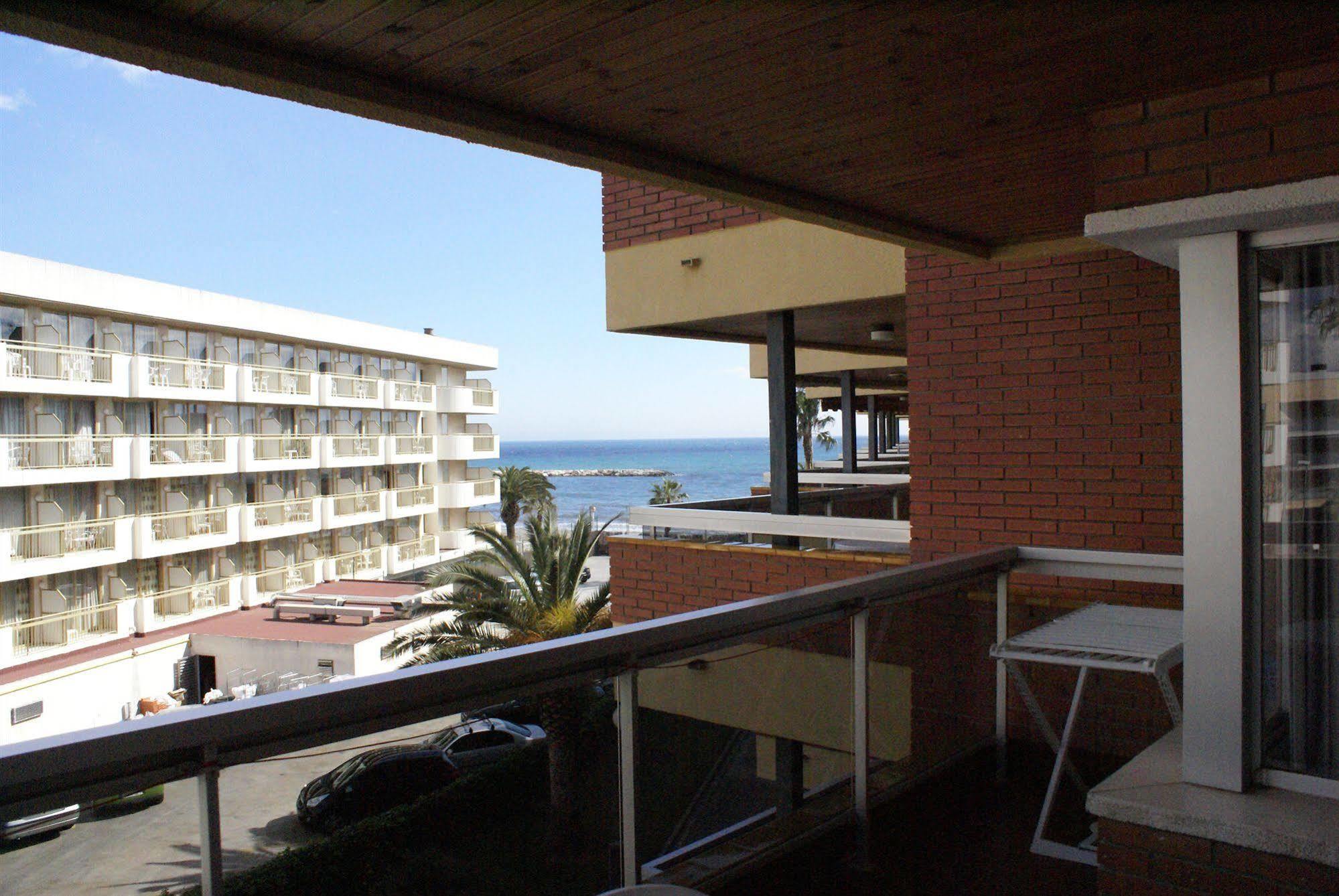 Apartaments Voralmar - Mas D'En Gran Cambrils Bagian luar foto